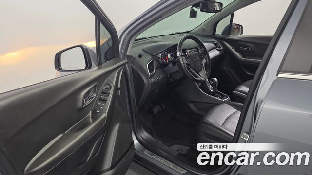 Chevrolet Korea Trax 2019 — photo 13
