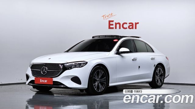 Mercedes-Benz E-Class 2024 — photo 1