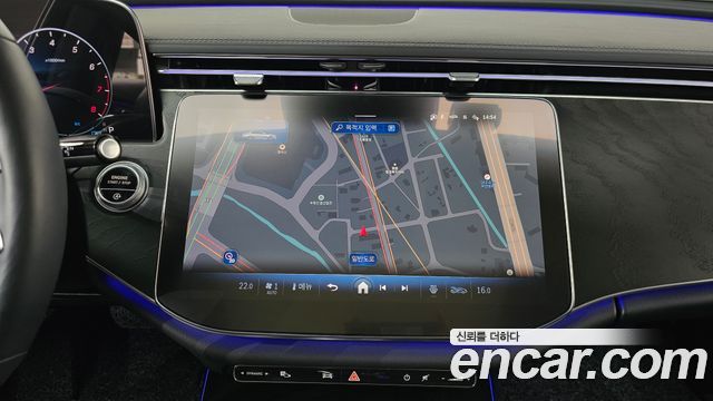 Mercedes-Benz E-Class 2024 — photo 19