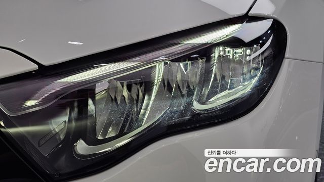 Mercedes-Benz E-Class 2024 — photo 8