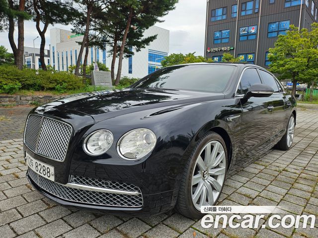 Bentley Flying Spur 2015 — photo 3