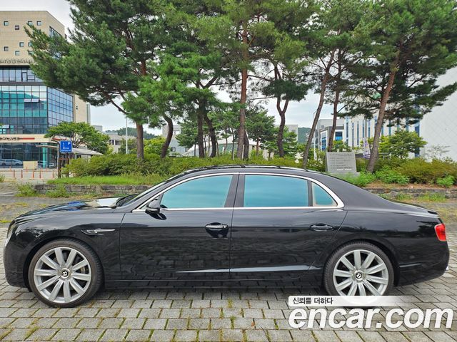 Bentley Flying Spur 2015 — photo 4