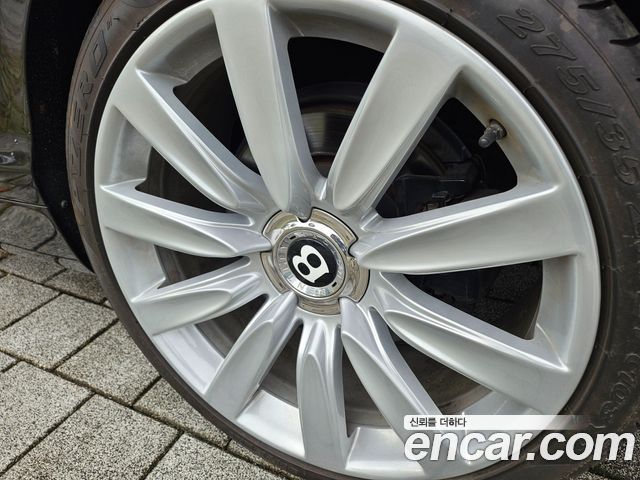 Bentley Flying Spur 2015 — photo 5