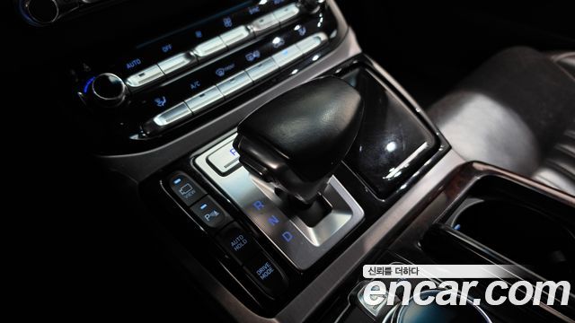 Genesis EQ900 2016 — photo 9