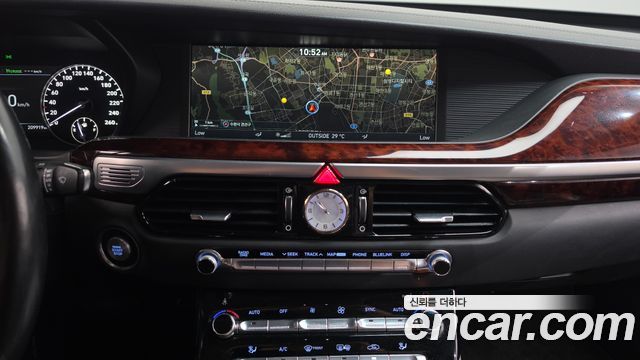Genesis EQ900 2016 — photo 12