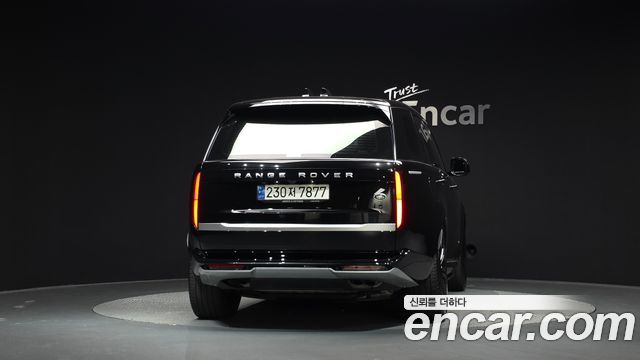 Land Rover Range Rover 2023 — photo 4
