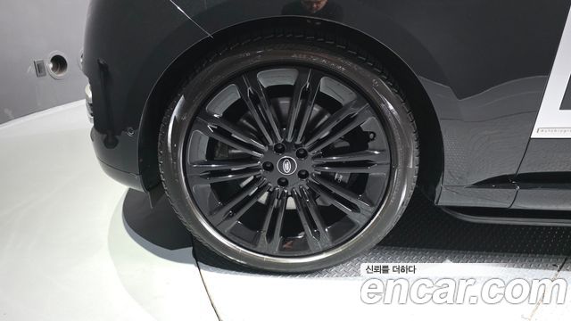 Land Rover Range Rover 2023 — photo 5