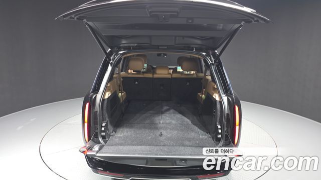 Land Rover Range Rover 2023 — photo 26