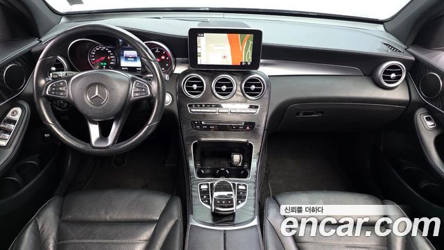 Mercedes-Benz GLC-Class 2016 — photo 7