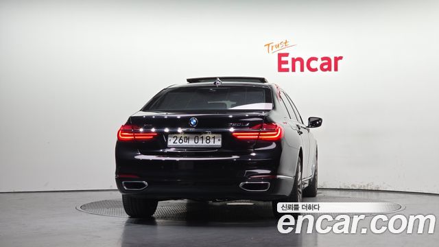 BMW 7-Series 2016 — photo 4