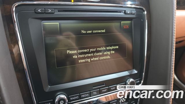 Bentley Flying Spur 2018 — photo 31