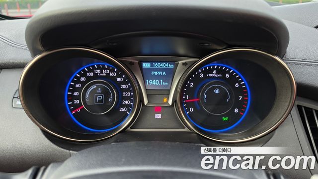 Hyundai Genesis 2014 — photo 8