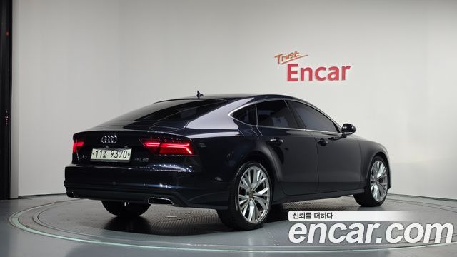 Audi A7 2016 — photo 2