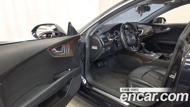 Audi A7 2016 — photo 10