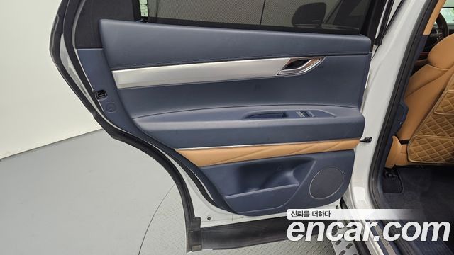 Genesis GV80 2022 — photo 15