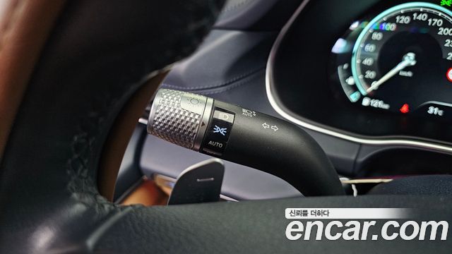 Genesis GV80 2022 — photo 27