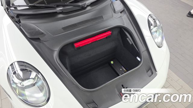 Porsche 911 2021 — photo 6
