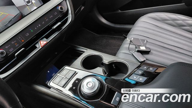 Kia K8 2022 — photo 12