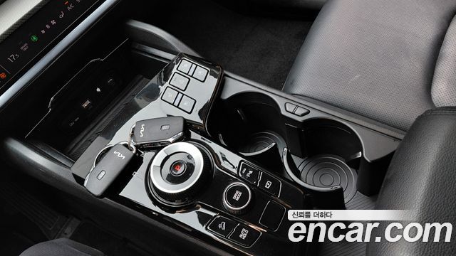 Kia Sportage 2023 — photo 12
