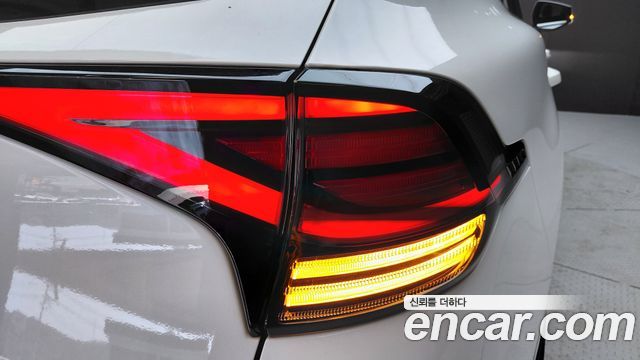 Kia Sportage 2023 — photo 9