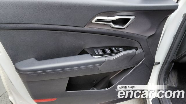 Kia Sportage 2023 — photo 15