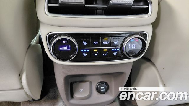Genesis GV80 2023 — photo 25