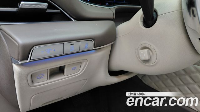 Genesis GV80 2023 — photo 29