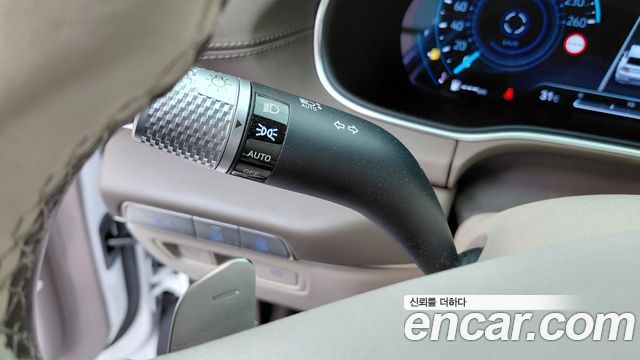 Genesis GV80 2023 — photo 33