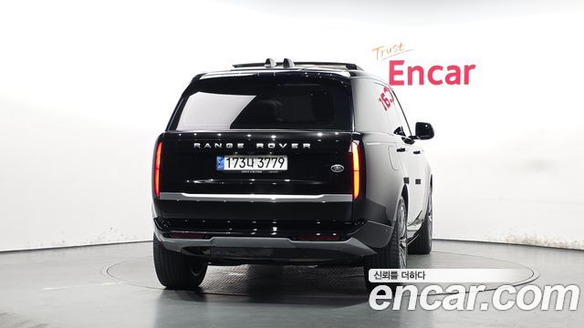 Land Rover Range Rover 2023 — photo 4