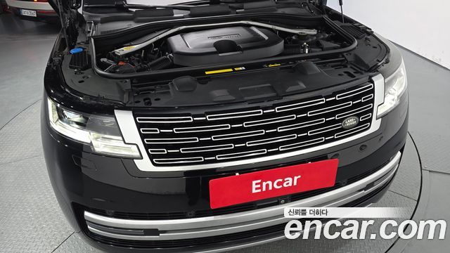 Land Rover Range Rover 2023 — photo 6