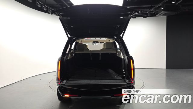 Land Rover Range Rover 2023 — photo 29