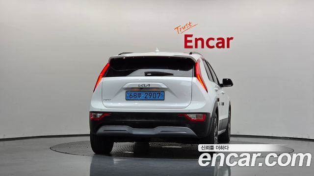 Kia Niro 2024 — photo 4
