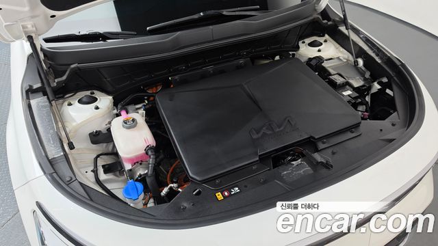 Kia Niro 2024 — photo 6