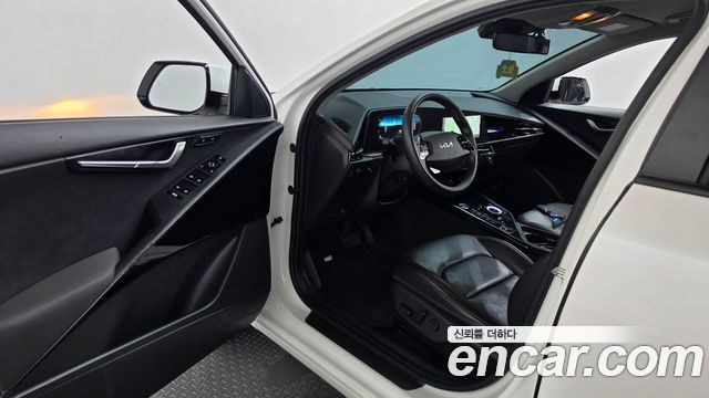 Kia Niro 2024 — photo 13