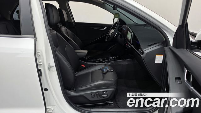 Kia Niro 2024 — photo 16