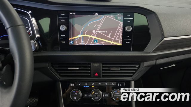 Volkswagen Jetta 2023 — photo 20