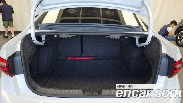 Volkswagen Jetta 2023 — photo 26