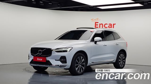 Volvo XC60 2025 — photo 1