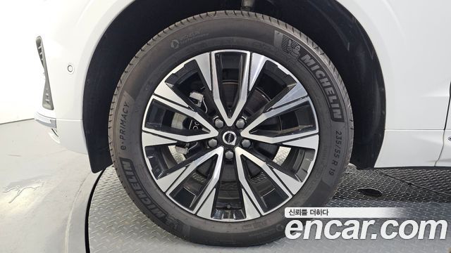 Volvo XC60 2025 — photo 5