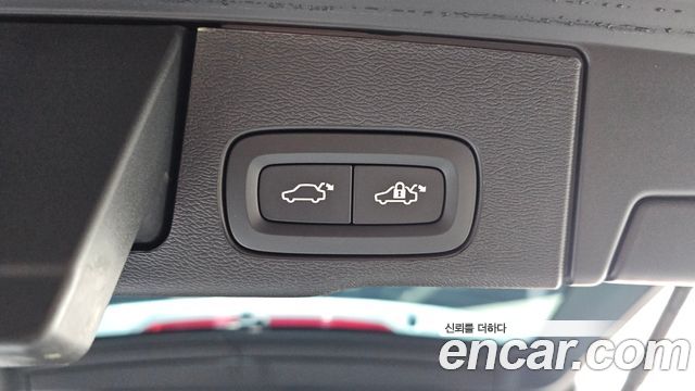 Volvo XC60 2025 — photo 23
