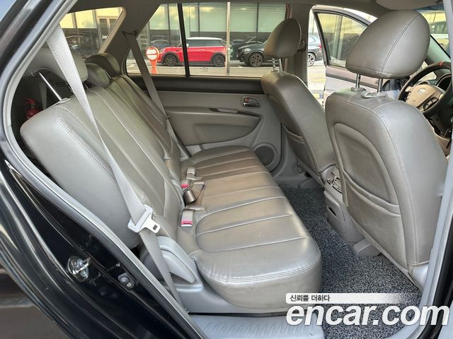 Kia Carens 2007 — photo 8