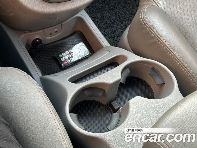 Kia Carens 2007 — photo 13