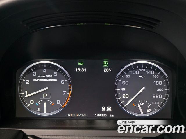 Land Rover Range Rover 2012 — photo 8