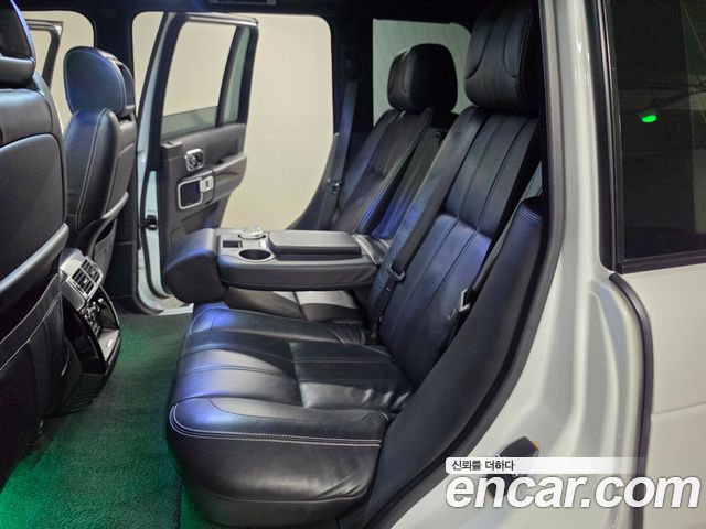 Land Rover Range Rover 2012 — photo 16