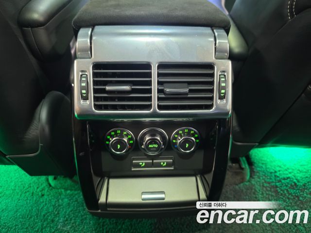 Land Rover Range Rover 2012 — photo 19