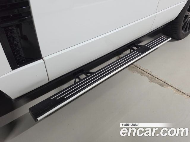 Land Rover Range Rover 2012 — photo 20