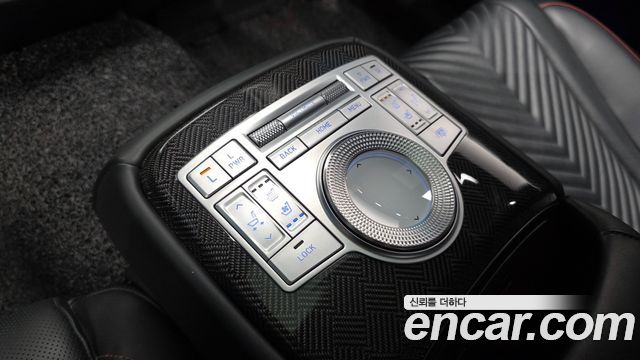 Genesis G80 2022 — photo 19
