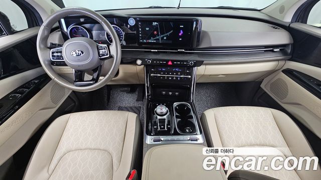 Kia Canival 2021 — photo 7