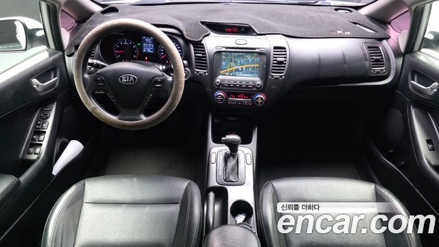 Kia K3 2013 — photo 10