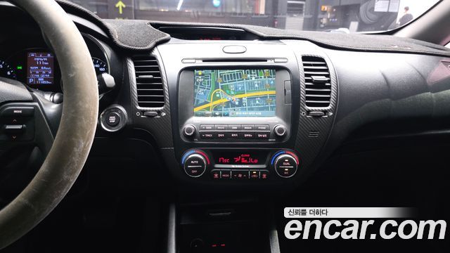 Kia K3 2013 — photo 20